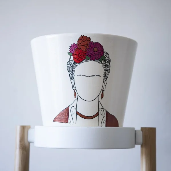 Frida Kahlo's Dorsal flowerpot